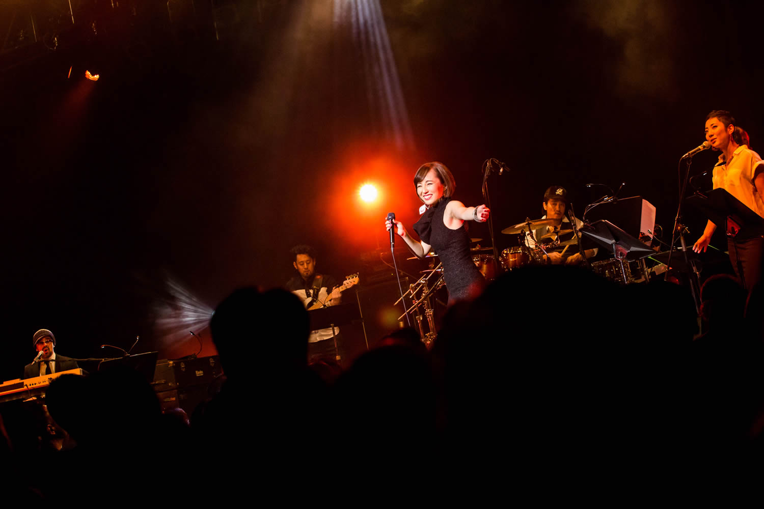 Nao Yoshioka、＜The Truth Japan Tour 2016＞赤坂BLITZにてツアーファイナル